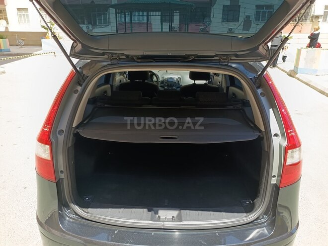 Hyundai i30 2010, 302,000 km - 1.6 l - Bakı