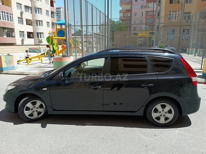 Hyundai i30 2010, 302,000 km - 1.6 l - Bakı