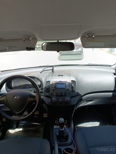Hyundai i30 2010, 302,000 km - 1.6 l - Bakı