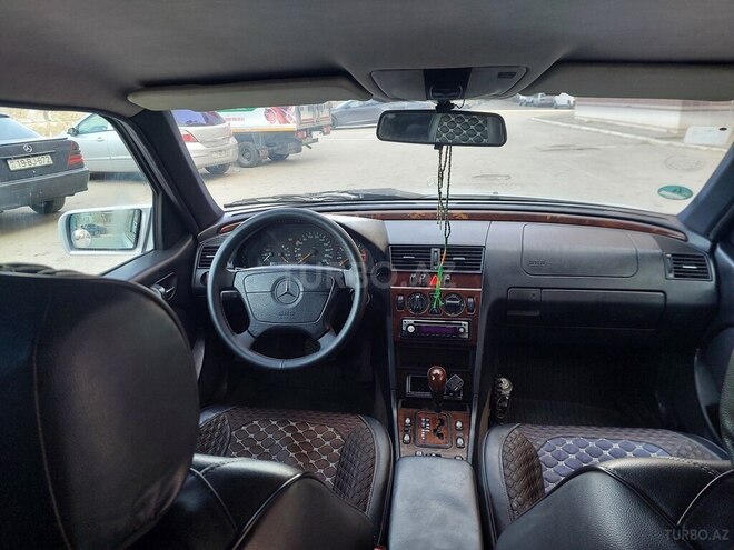 Mercedes C 220 d 1998, 541,778 km - 2.2 л - Bakı