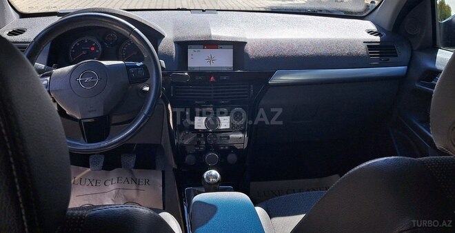 Opel Astra 2008, 205,000 km - 1.3 л - Bakı
