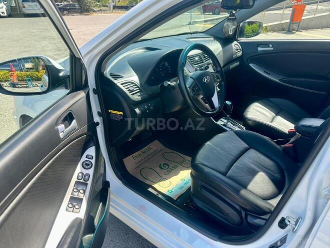 Hyundai Accent 2016, 135,000 km - 1.6 l - Bakı