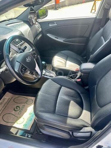 Hyundai Accent 2016, 135,000 km - 1.6 l - Bakı