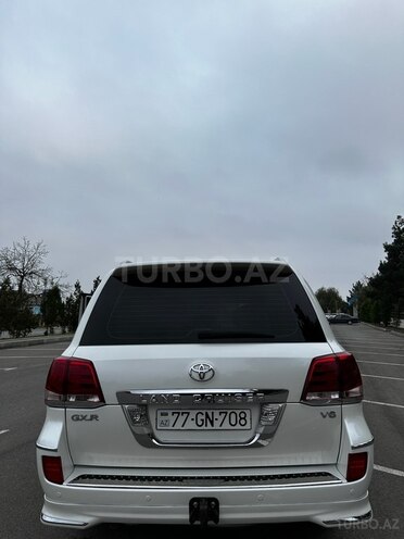 Toyota Land Cruiser 2013, 190,000 km - 4.0 л - Quba