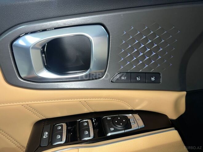 Kia Sorento-14