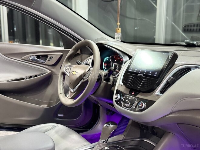 Chevrolet Malibu-21