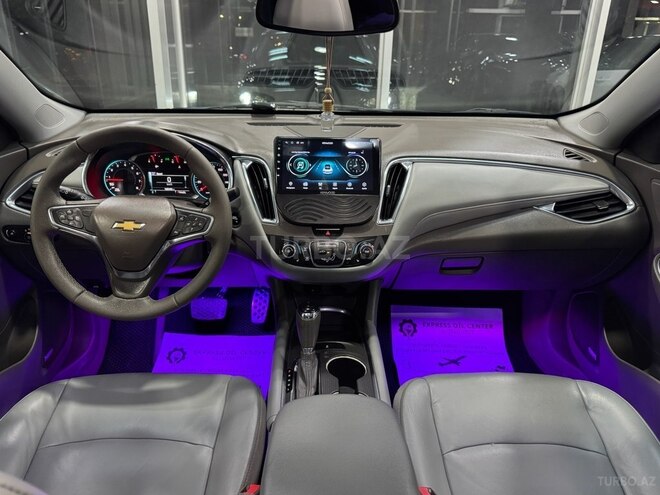 Chevrolet Malibu-23