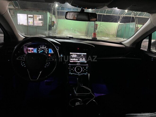 Ford Fusion (North America) 2015, 145,000 km - 2.0 l - Bakı