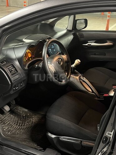 Toyota Auris 2007, 250,255 km - 1.4 l - Bakı