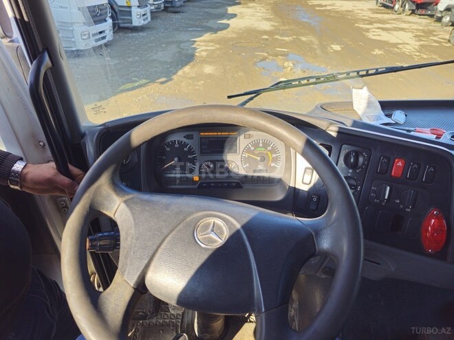 Mercedes  2008, 400,000 km - 6.4 l - Bakı