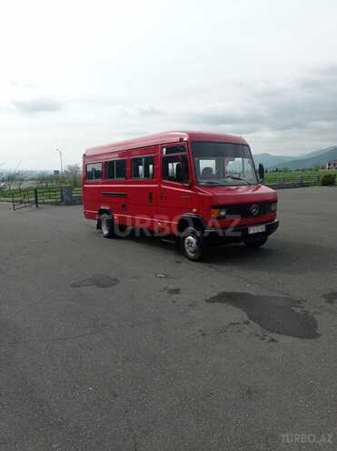 Mercedes 609 D 1990, 550,000 km - 3.9 l - Qax