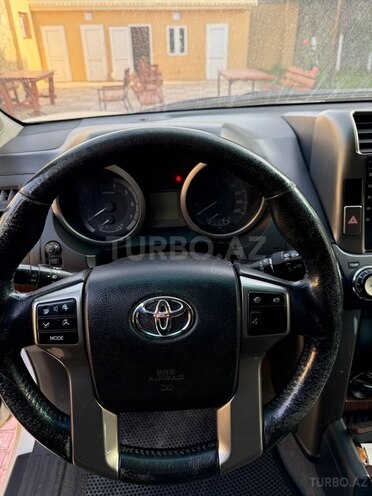 Toyota Land Cruiser Prado 2011, 250,000 km - 2.7 л - Bakı