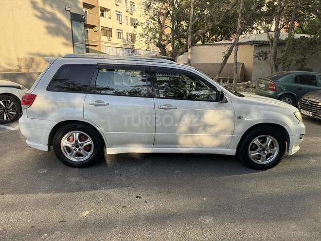 Mitsubishi Airtrek 2002, 423,500 km - 2.0 л - Bakı