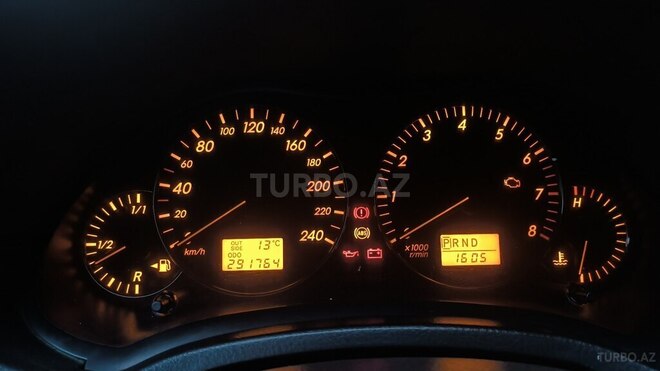 Toyota Avensis 2003, 300,000 km - 2.0 л - Bakı