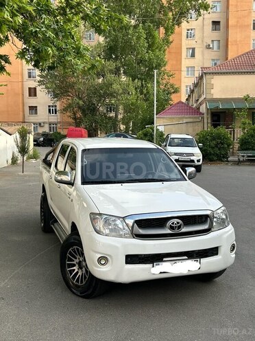 Toyota Hilux 2011, 254,200 km - 2.5 l - Şəmkir