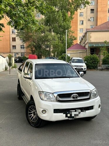 Toyota Hilux 2011, 254,200 km - 2.5 l - Şəmkir