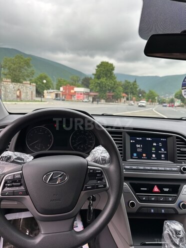 Hyundai Elantra 2017, 50,000 km - 1.6 л - Şəki