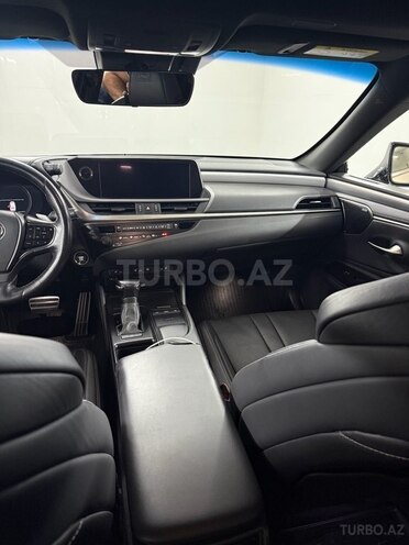 Lexus ES 350 2018, 133,300 km - 3.5 l - Bakı