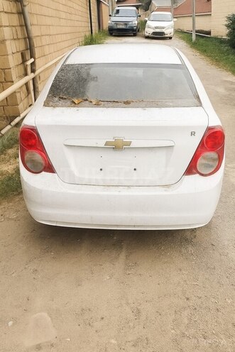 Chevrolet Aveo-7