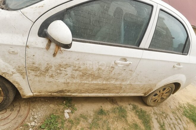 Chevrolet Aveo-3