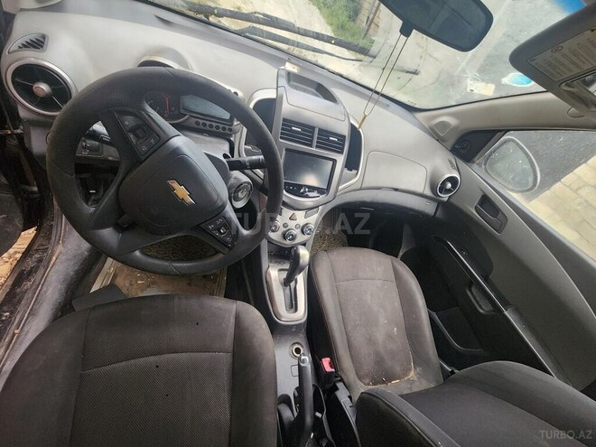 Chevrolet Aveo-9