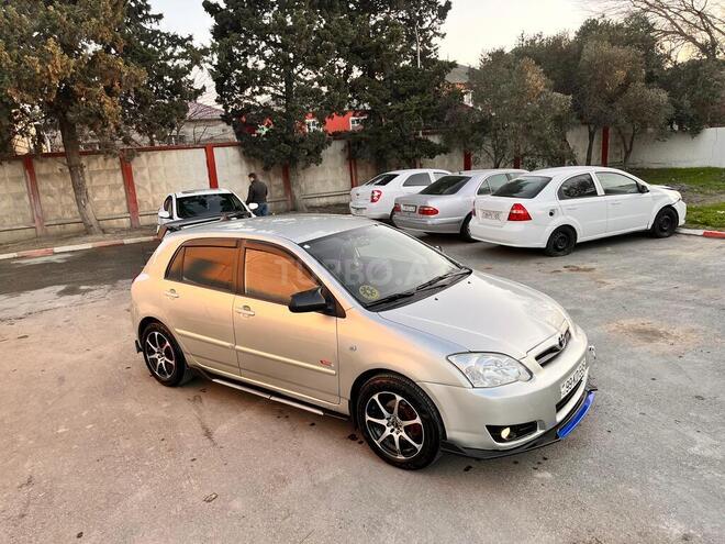 Toyota Corolla 2005, 175,000 km - 1.4 l - Bakı