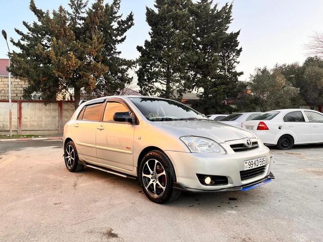 Toyota Corolla 2005, 175,000 km - 1.4 l - Bakı