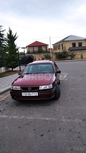 Opel Vectra 1995, 254,638 km - 1.8 л - Quba