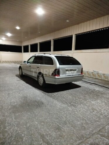 Mercedes C 220 d 1999, 435,882 km - 2.2 л - İmişli