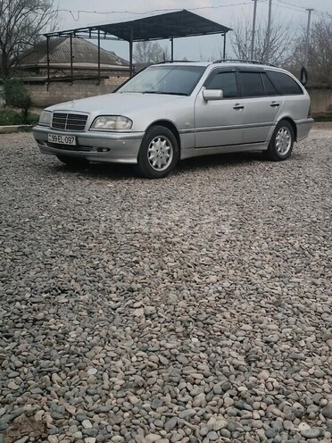 Mercedes C 220 d 1999, 435,882 km - 2.2 л - İmişli