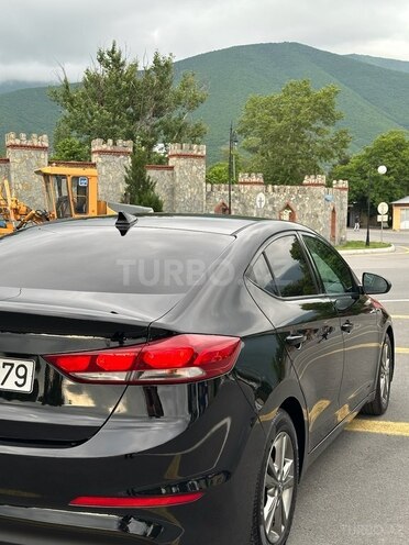 Hyundai Elantra 2017, 65,000 km - 2.0 l - Şəki