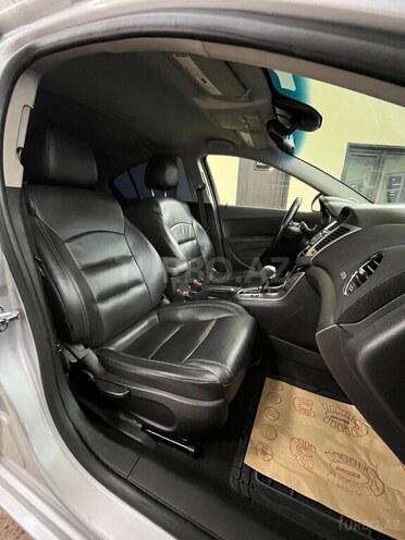 Chevrolet Cruze 2015, 277,077 km - 1.4 l - Sumqayıt