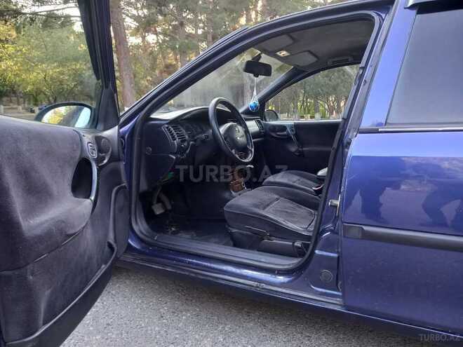 Opel Vectra 1996, 165,000 km - 2.0 l - Sumqayıt