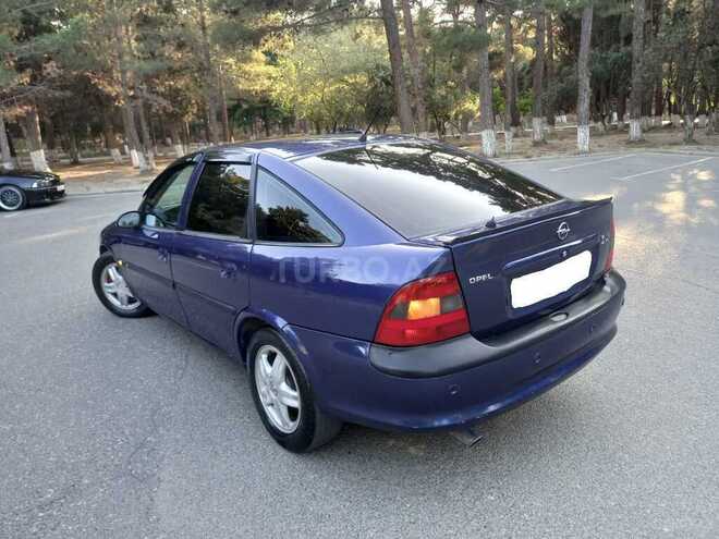 Opel Vectra 1996, 165,000 km - 2.0 l - Sumqayıt