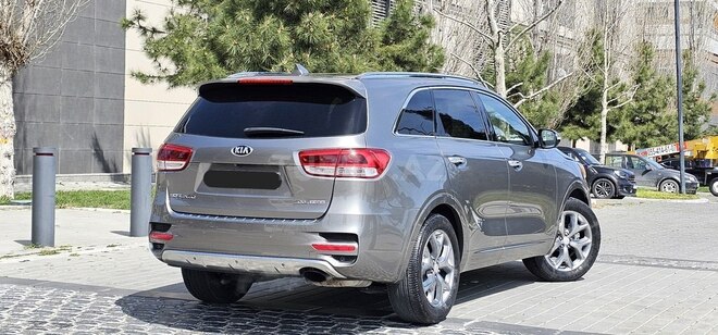 Kia Sorento-4