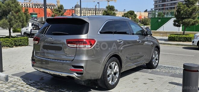Kia Sorento-11