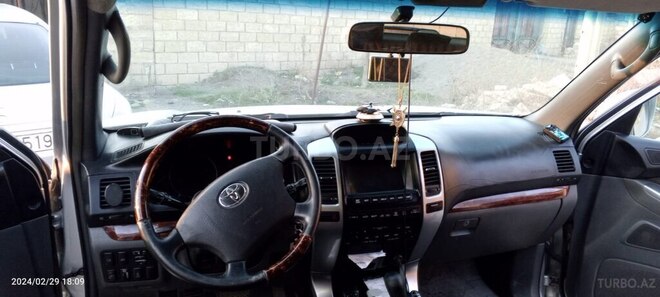 Toyota Land Cruiser Prado 2005, 495,000 km - 3.0 l - Ağdaş