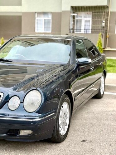 Mercedes E 240 1999, 248,000 km - 2.4 l - Bakı