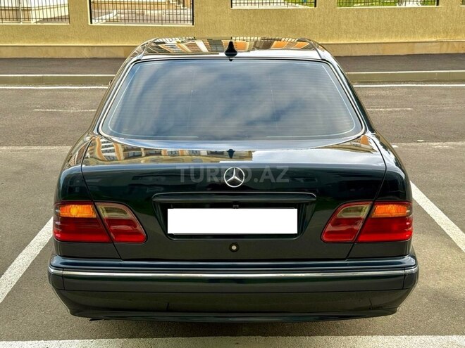 Mercedes E 240 1999, 248,000 km - 2.4 l - Bakı