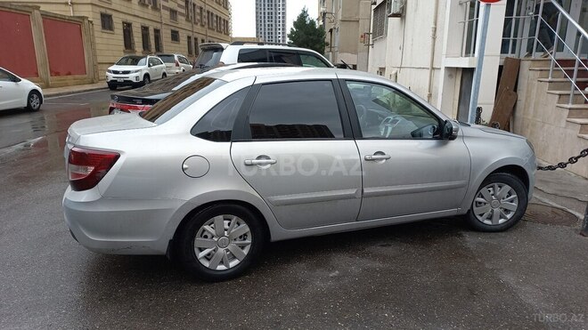 LADA (VAZ) Granta 2018, 99,000 km - 1.6 л - Salyan