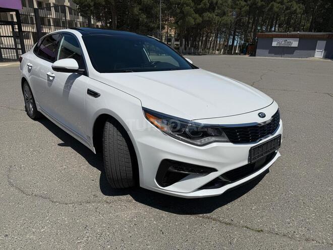 Kia Optima-3
