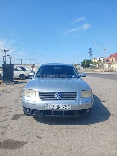 Volkswagen Passat 2003, 260,000 km - 1.8 l - Bakı