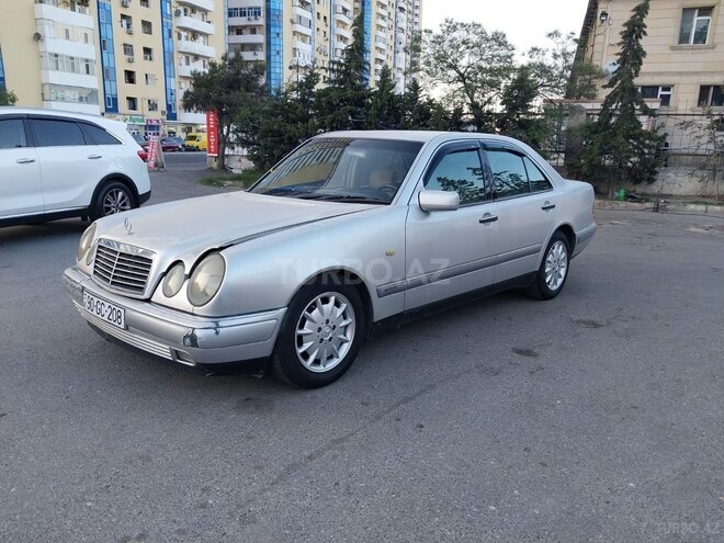 Mercedes E 200 1999, 364,878 km - 2.0 l - Bakı