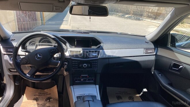 Mercedes E 350 2009, 210,500 km - 3.5 l - Bakı