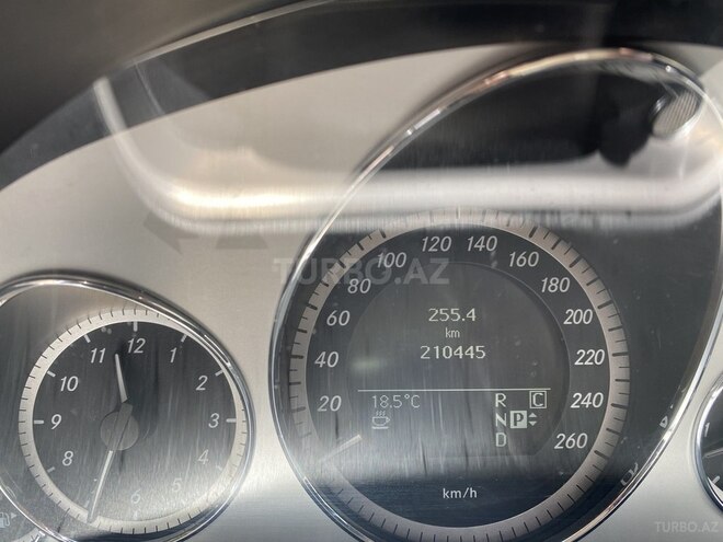 Mercedes E 350 2009, 210,500 km - 3.5 l - Bakı