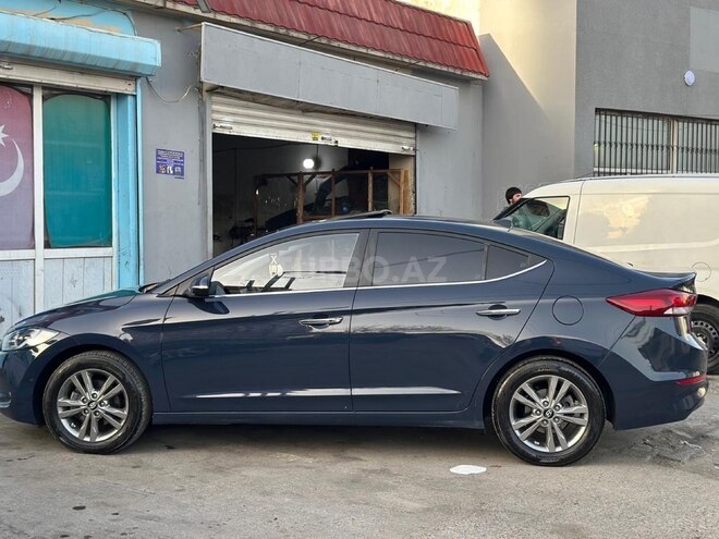 Hyundai Avante 2015, 120,000 km - 1.6 l - Bakı