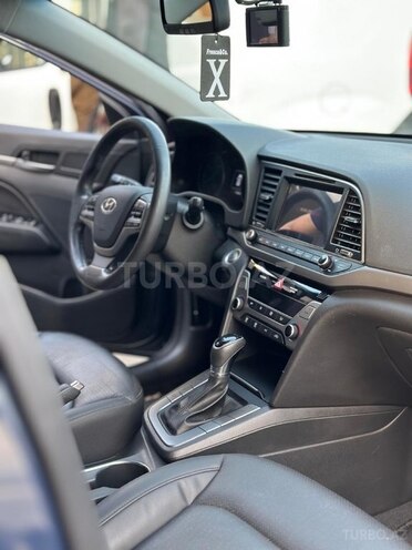 Hyundai Avante 2015, 120,000 km - 1.6 l - Bakı