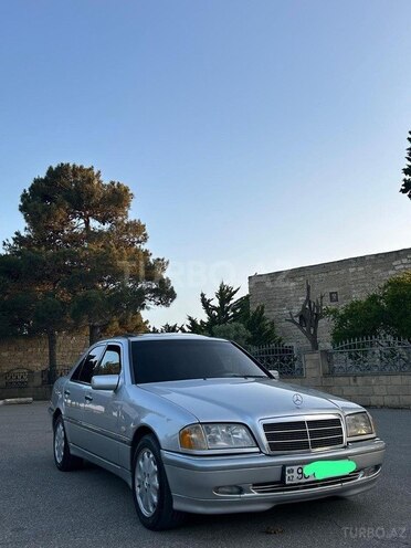 Mercedes C 240 1999, 355,000 km - 2.4 l - Bakı