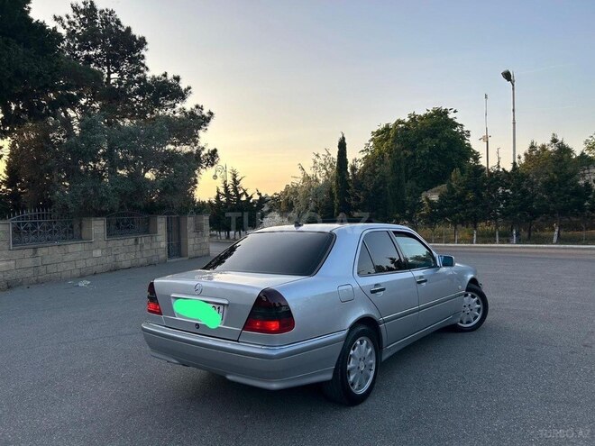 Mercedes C 240 1999, 355,000 km - 2.4 l - Bakı