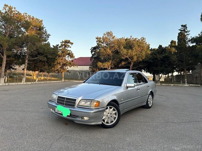 Mercedes C 240 1999, 355,000 km - 2.4 l - Bakı